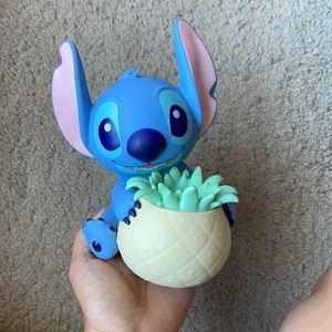 Stitch make up brush holder